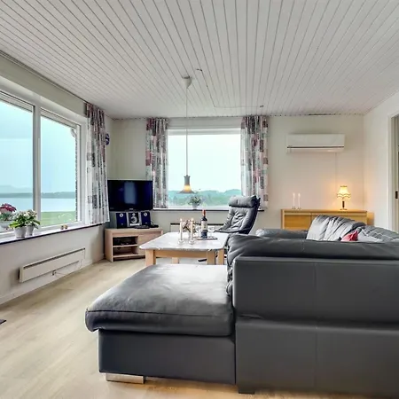 Ephra - 250m To The Fjord By Interhome *