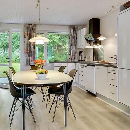 Сasa de vacaciones Ephra - 250m To The Fjord By Interhome *